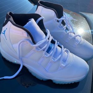 2014 Air Jordan Retro 11 Columbia Blue Worn
